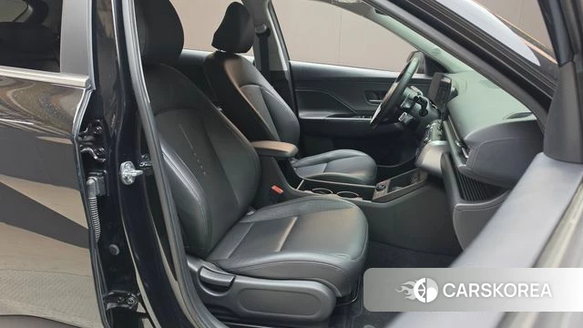 Hyundai Kona (SX2) 2023 Черный из Кореи, фото 3