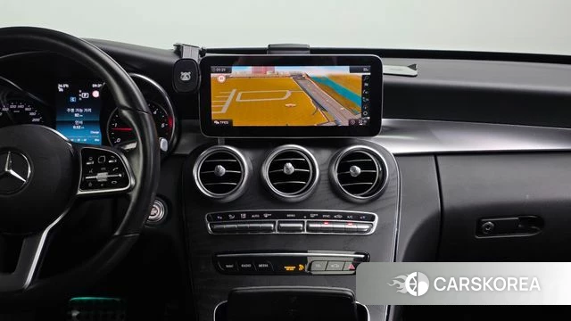Mercedes-Benz C-Class W205 2019 Черный из Кореи, фото 3