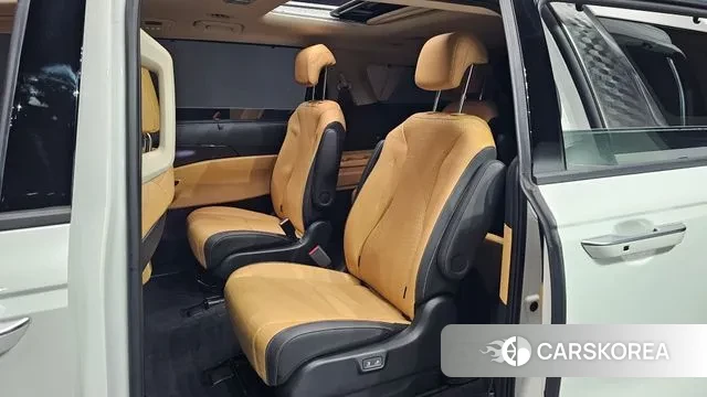 Kia Carnival 4th generation 2023 Белый из Кореи, фото 3
