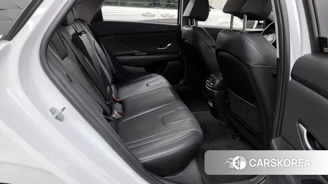 Hyundai The New Avante (CN7) 2023 Белый из Кореи, фото 3