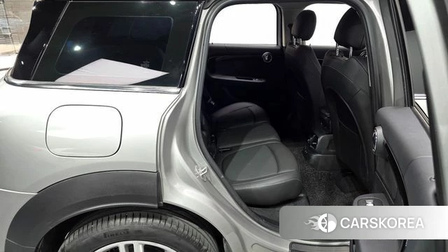 Mini Cooper Countryman 2023 Серебряный из Кореи, фото 3