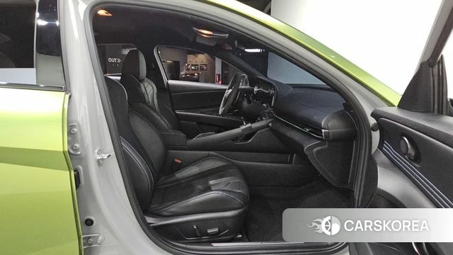 Hyundai Avante (CN7) 2021 Светло-зеленый из Кореи, фото 3