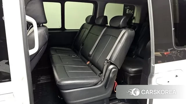 Hyundai Staria 2024 Белый из Кореи, фото 3