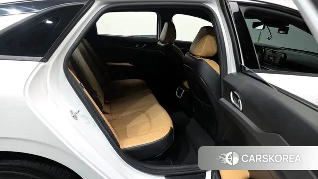 Kia K5 Hybrid 3rd Generation 2022 Белый из Кореи, фото 3