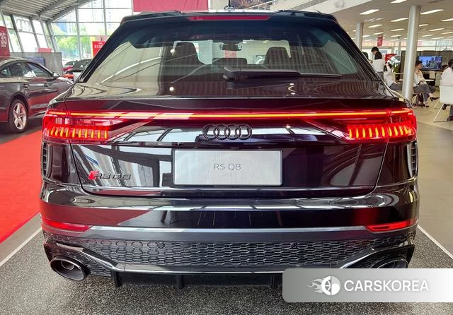 Audi RS Q8 2022 Черный из Китая, фото 3