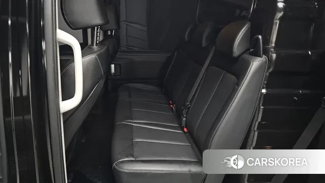 Hyundai Staria 2022 Черный из Кореи, фото 3