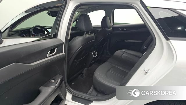 Kia K5 3rd generation 2022 Белый из Кореи, фото 3