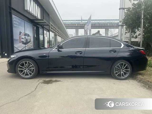 BMW 3 series 2025 Черный из Китая, фото 3
