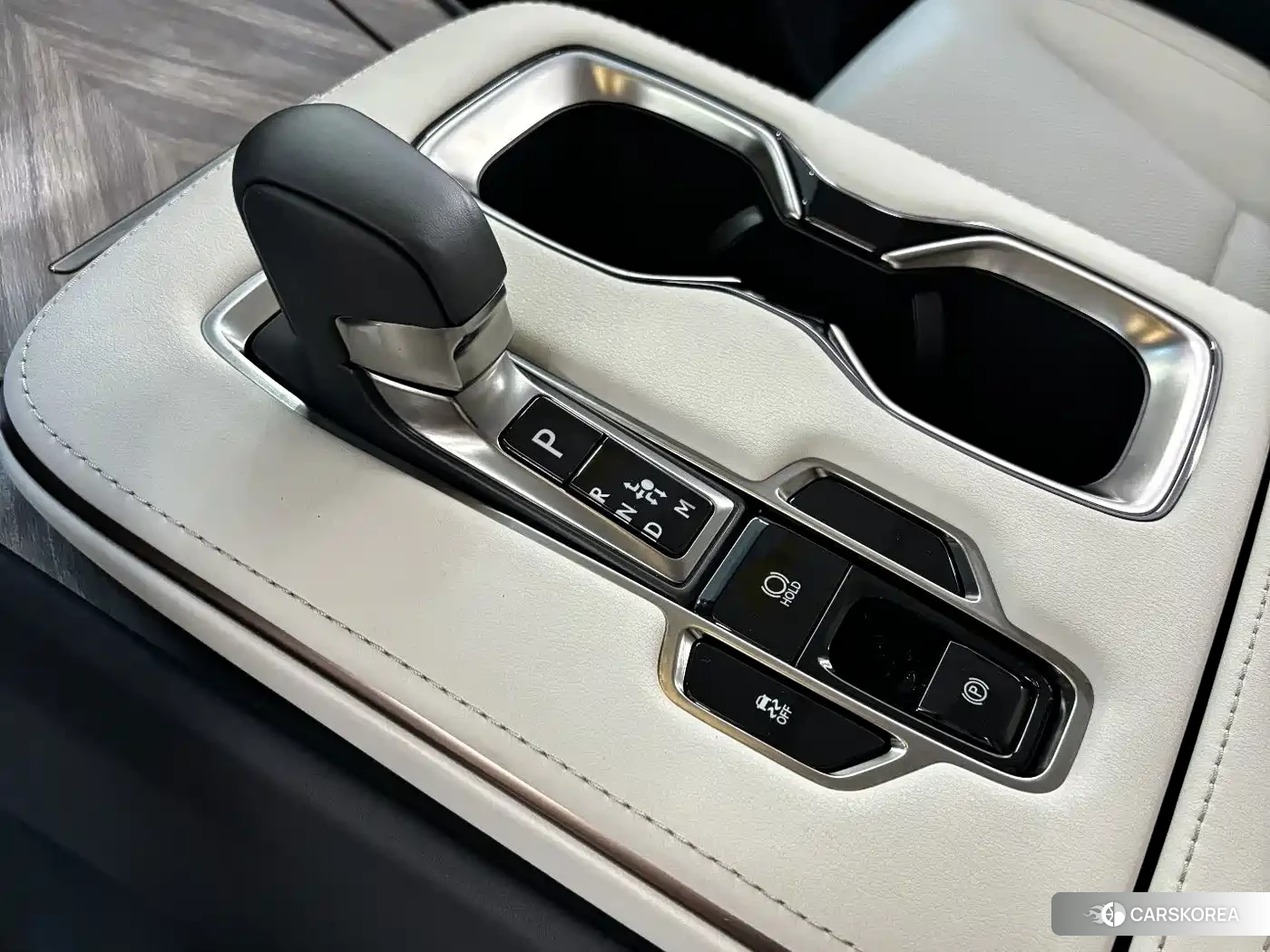 Lexus LM 2024 Черный из Китая, фото 3