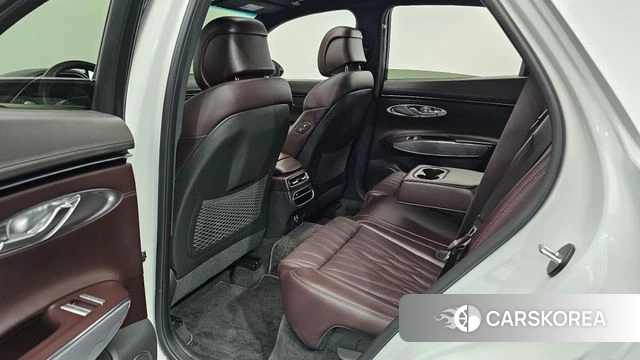 Genesis GV70 2022 Белый из Кореи, фото 3