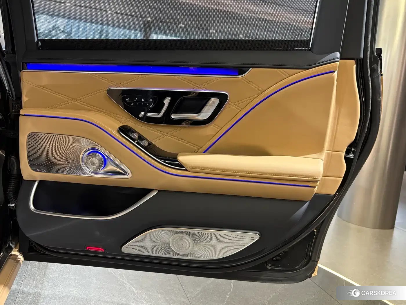 Mercedes-Benz Maybach S-Class 2023 Champagne/brown из Китая, фото 3