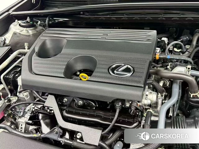 Lexus ES 2023 Шампань из Китая, фото 3