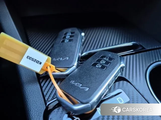 Kia K5 3rd generation 2023 Серый из Кореи, фото 3