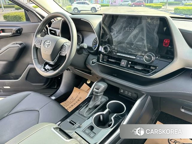 Toyota Highlander 2024 Черный из Китая, фото 3