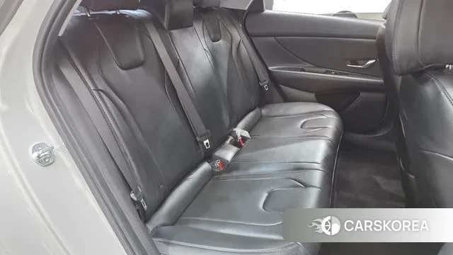 Hyundai Avante (CN7) 2020 Серебряный из Кореи, фото 3