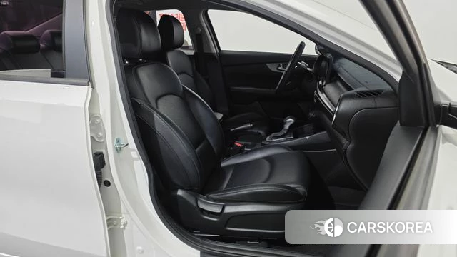 Kia Come New K3 2018 Белый из Кореи, фото 3