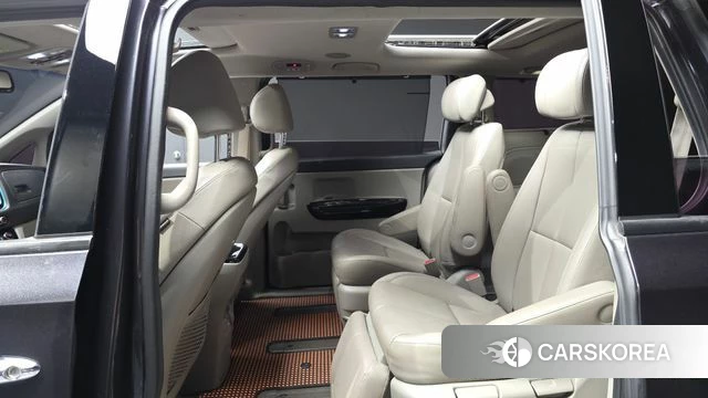 Kia The New Carnival 2018 Серый из Кореи, фото 3