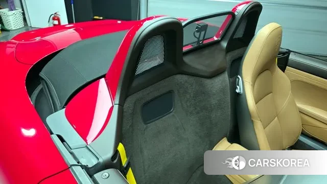 Porsche 718 Boxster 2023 Красный из Кореи, фото 3