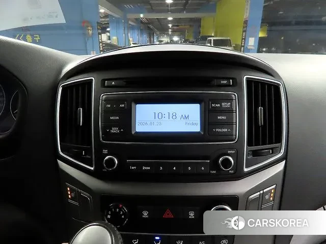 Hyundai The New Grand Starex 2020 Светло-серебряный цвет из Кореи, фото 3
