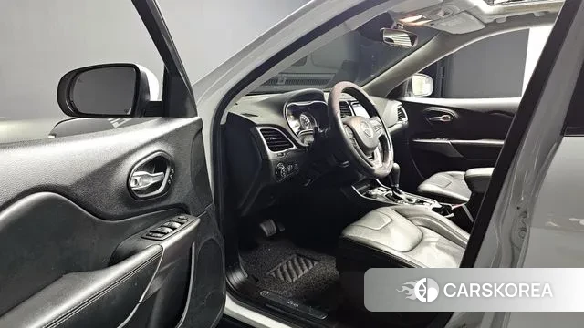 Jeep Cherokee (KL) 2021 Белый из Кореи, фото 3