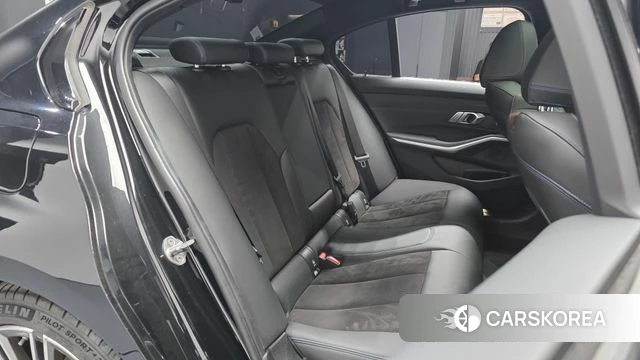 BMW 3 Series (G20) 2022 Черный из Кореи, фото 3