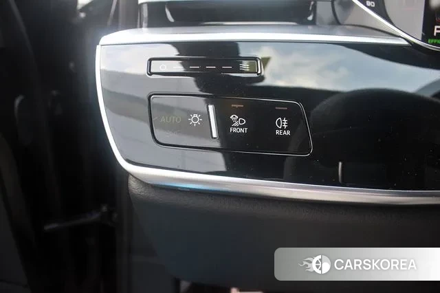 Audi A8 (D5) id 3068560 из Кореи 3