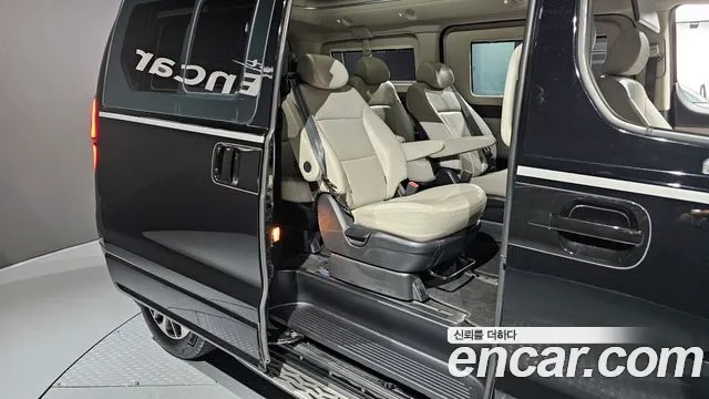 Hyundai The New Grand Starex 2018 Черный из Кореи, фото 3