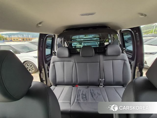 Hyundai Staria 2024 Черный из Кореи, фото 3