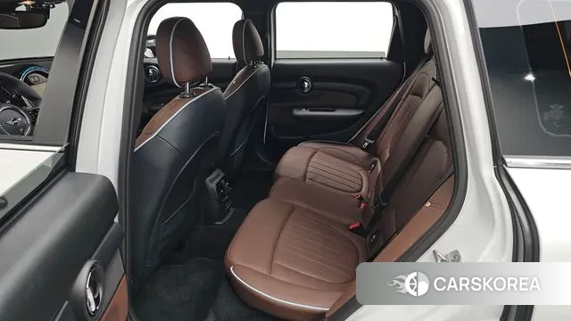 Mini Cooper Clubman 2024 Белый из Кореи, фото 3