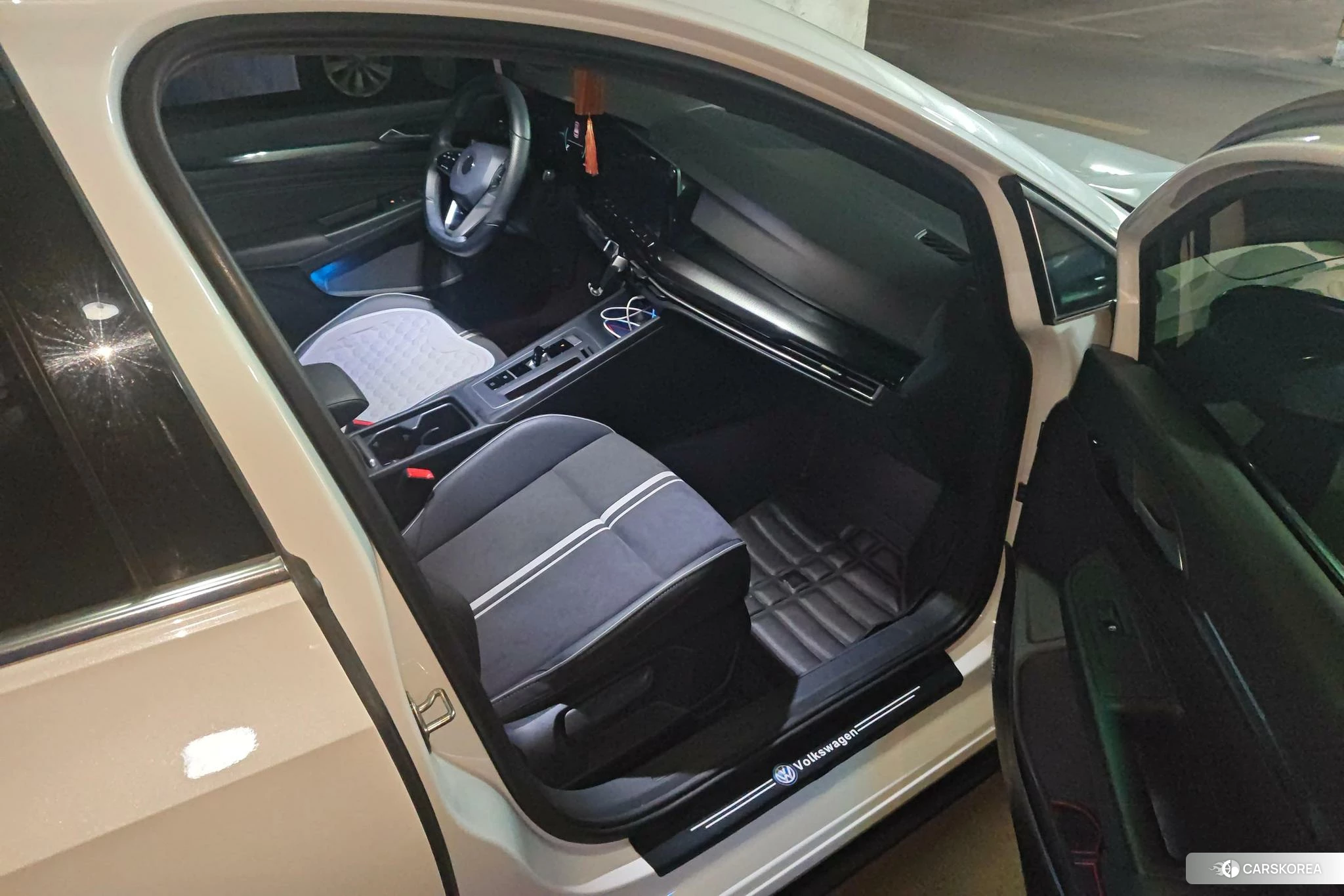 Volkswagen Golf 2020 Белый из Китая, фото 3