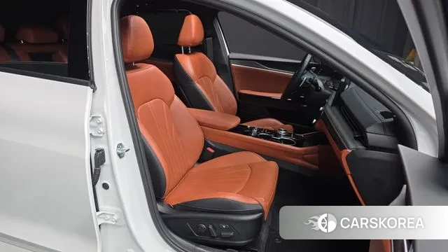 Kia The New K5 3rd generation 2024 Белый из Кореи, фото 3