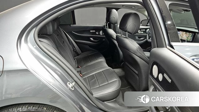 Mercedes-Benz E-Class W213 2020 Серый из Кореи, фото 3