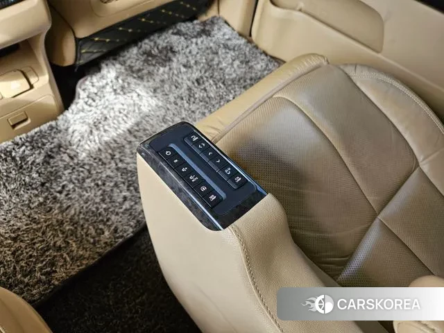 Kia The New Carnival 2018 Черный из Кореи, фото 3