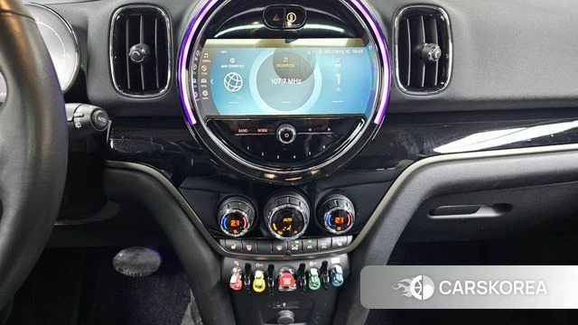 Mini Cooper Countryman 2023 Черный из Кореи, фото 3