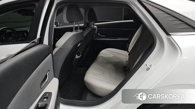 Hyundai Avante (CN7) 2022 Белый из Кореи, фото 3