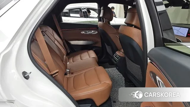 Genesis GV70 2024 Белый из Кореи, фото 3