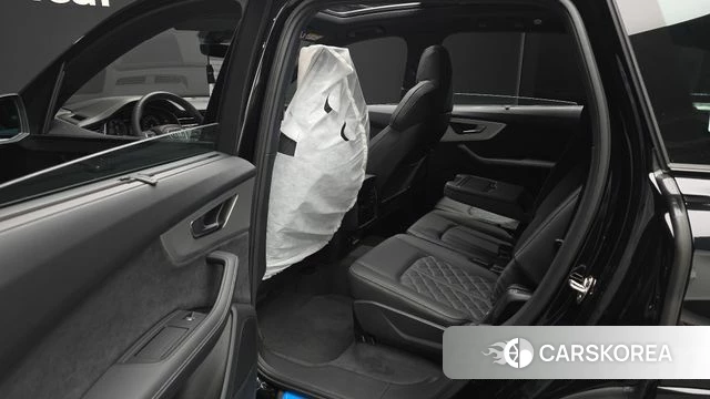 Audi Q7 (4M) 2026 Черный из Кореи, фото 3