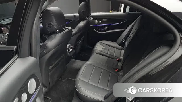 Mercedes-Benz E-Class W213 2019 Черный из Кореи, фото 3