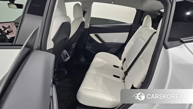 Tesla Model Y 2022 Белый из Кореи, фото 3