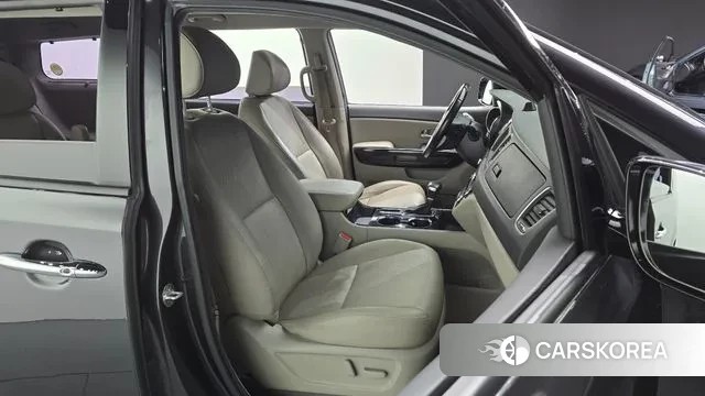 Kia The New Carnival 2018 Черный из Кореи, фото 3