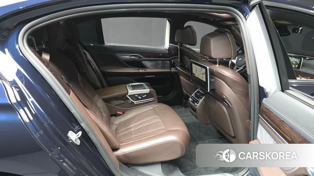 BMW 7 Series (G11) 2018 Синий из Кореи, фото 3