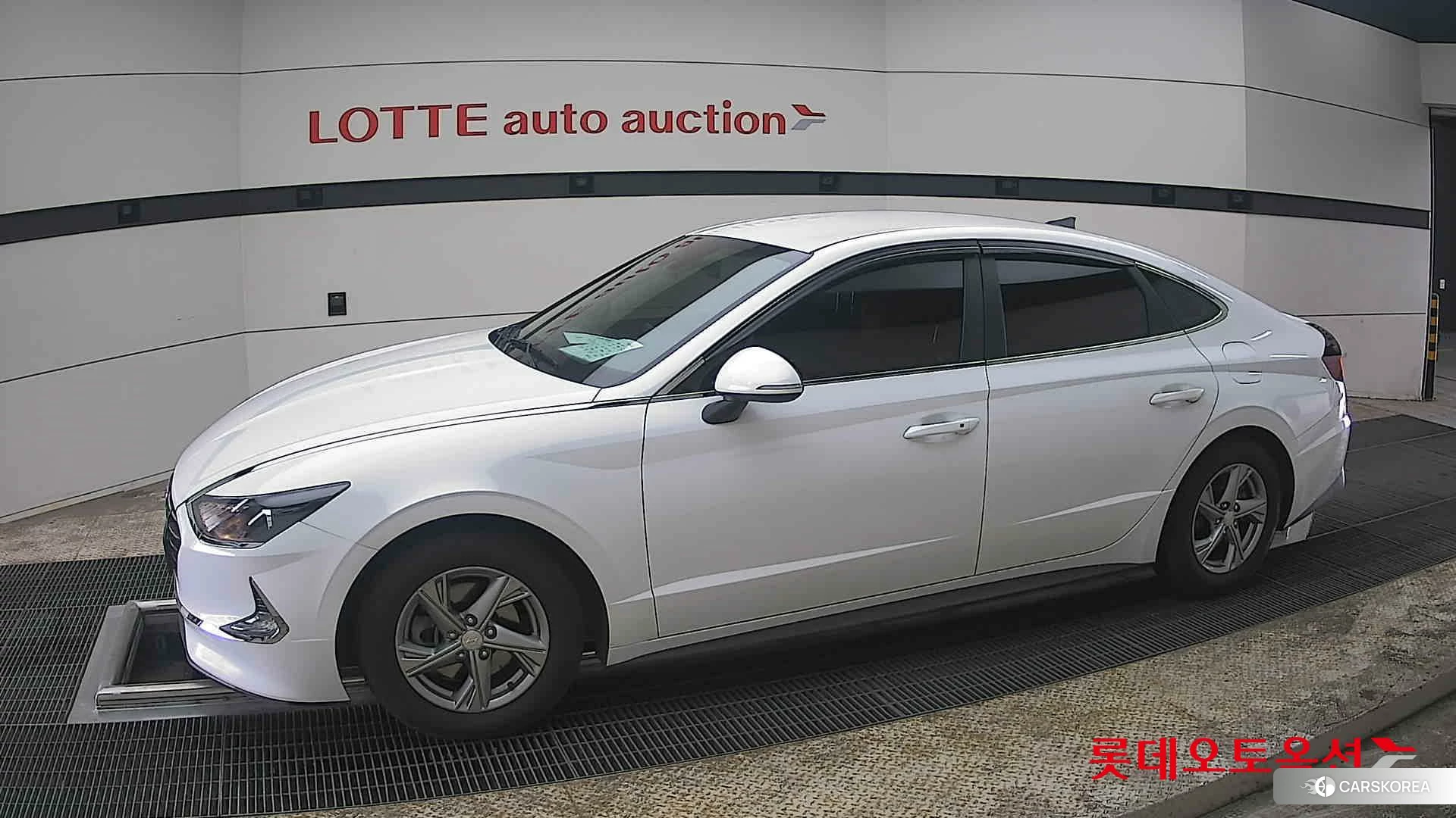 Hyundai Sonata 2023 Serenity White Pearl (Optional addition) из Кореи, фото 3