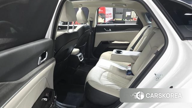 Kia The New K5 3rd generation 2024 Белый из Кореи, фото 3
