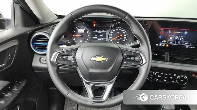 Chevrolet (GM Daewoo) Trax Crossover 2024 Черный из Кореи, фото 3