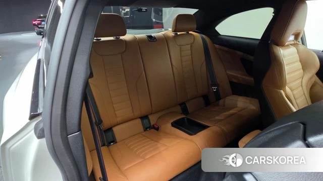 BMW M2 (G87) 2023 Белый из Кореи, фото 3