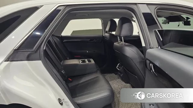 Hyundai Grandeur Hybrid (GN7) 2022 Белый из Кореи, фото 3