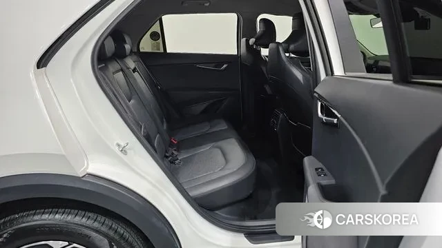 Kia Di Ol Nu Niro 2022 Белый из Кореи, фото 3