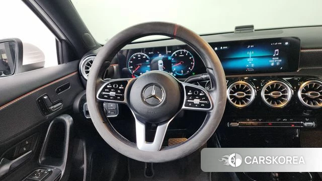 Mercedes-Benz A-Class W177 2021 Белый из Кореи, фото 3