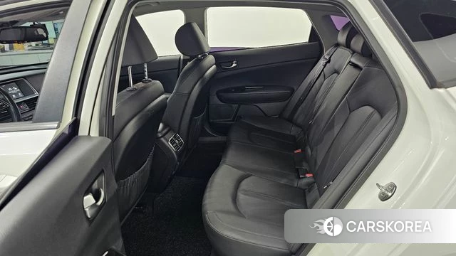 Kia The New K5 2nd generation 2018 Белый из Кореи, фото 3