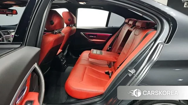 BMW 3 Series (F30) 2018 Серый из Кореи, фото 3